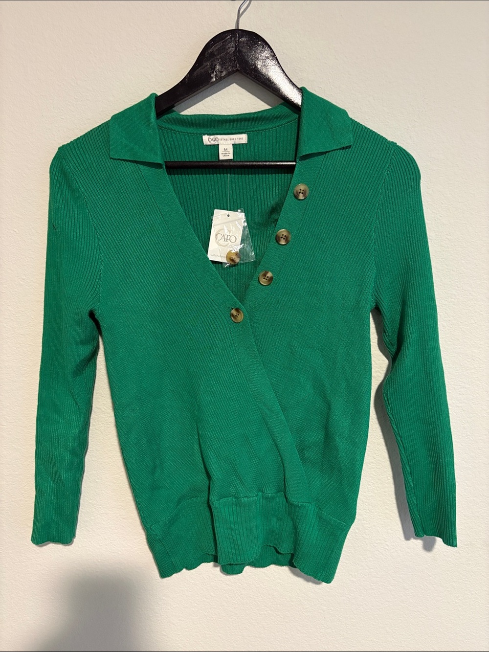 Cato Kelly Green Ribbed V-Neck Button Accent Sweater
